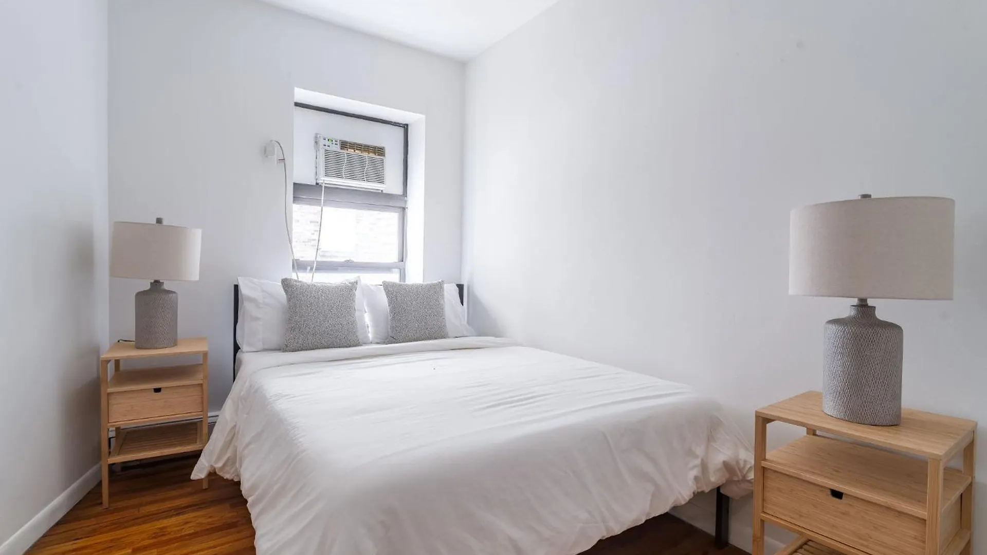 Apartment Central And Cozy 3Br 1Ba Escape In Hells Kitchen Close To Times Square New York United States
