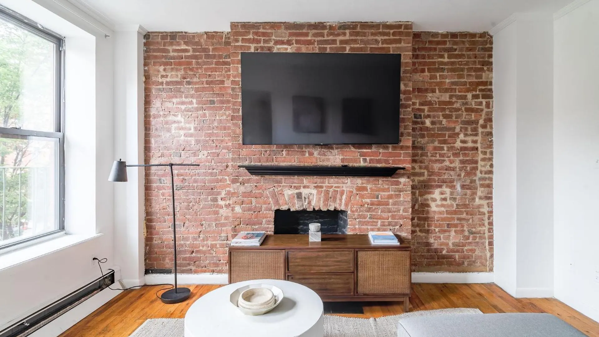 Central And Cozy 3Br 1Ba Escape In Hells Kitchen Close To Times Square New York