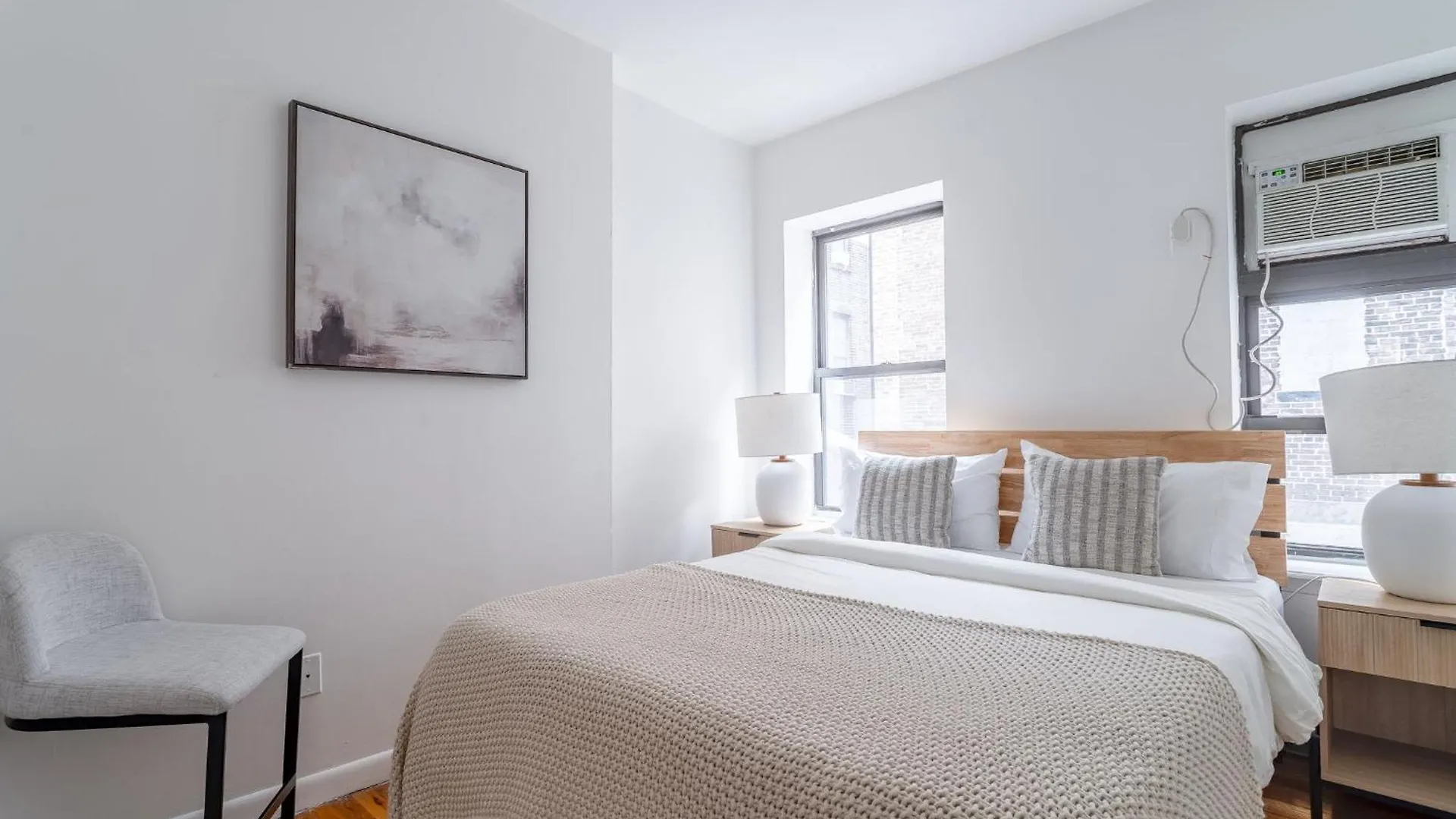 Central And Cozy 3Br 1Ba Escape In Hells Kitchen Close To Times Square New York 0*,  USA
